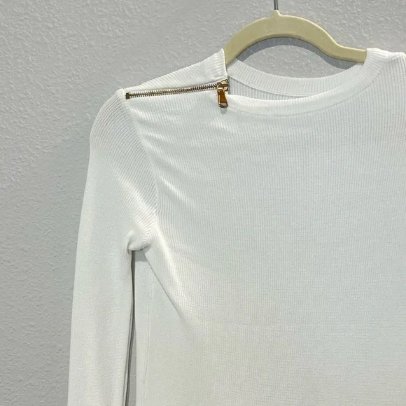 Ribbed Ivory/White Gold Zipper Top Size Small - Picture 4 of 10